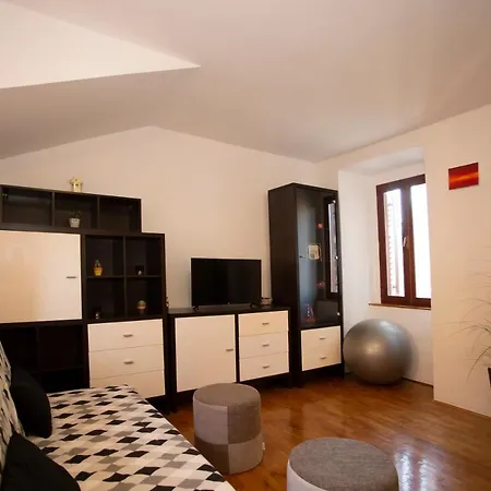 Kika Apartment