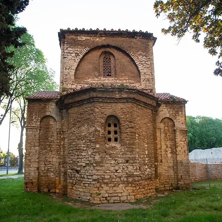 Kika Pula